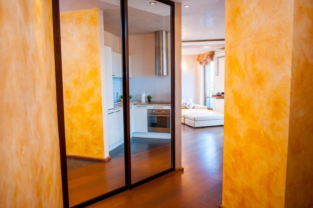 Skyhouse Riga Amazing Penthouse And Spa Exterior photo